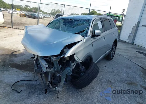 2020 Mitsubishi Outlander Se/Sel/Le z USA, uszkodzony, nr VIN JA4AD3A36LJ001004